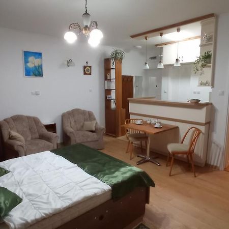 Londira Apartman Hévíz Exteriér fotografie