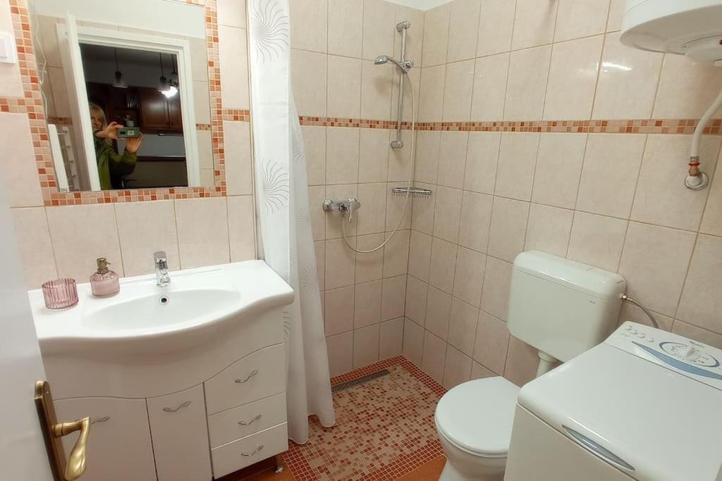 Londira Apartman Hévíz Exteriér fotografie